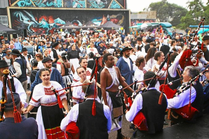 Un final chaud « comme la breizh » au Mondial Folk de Plozévet